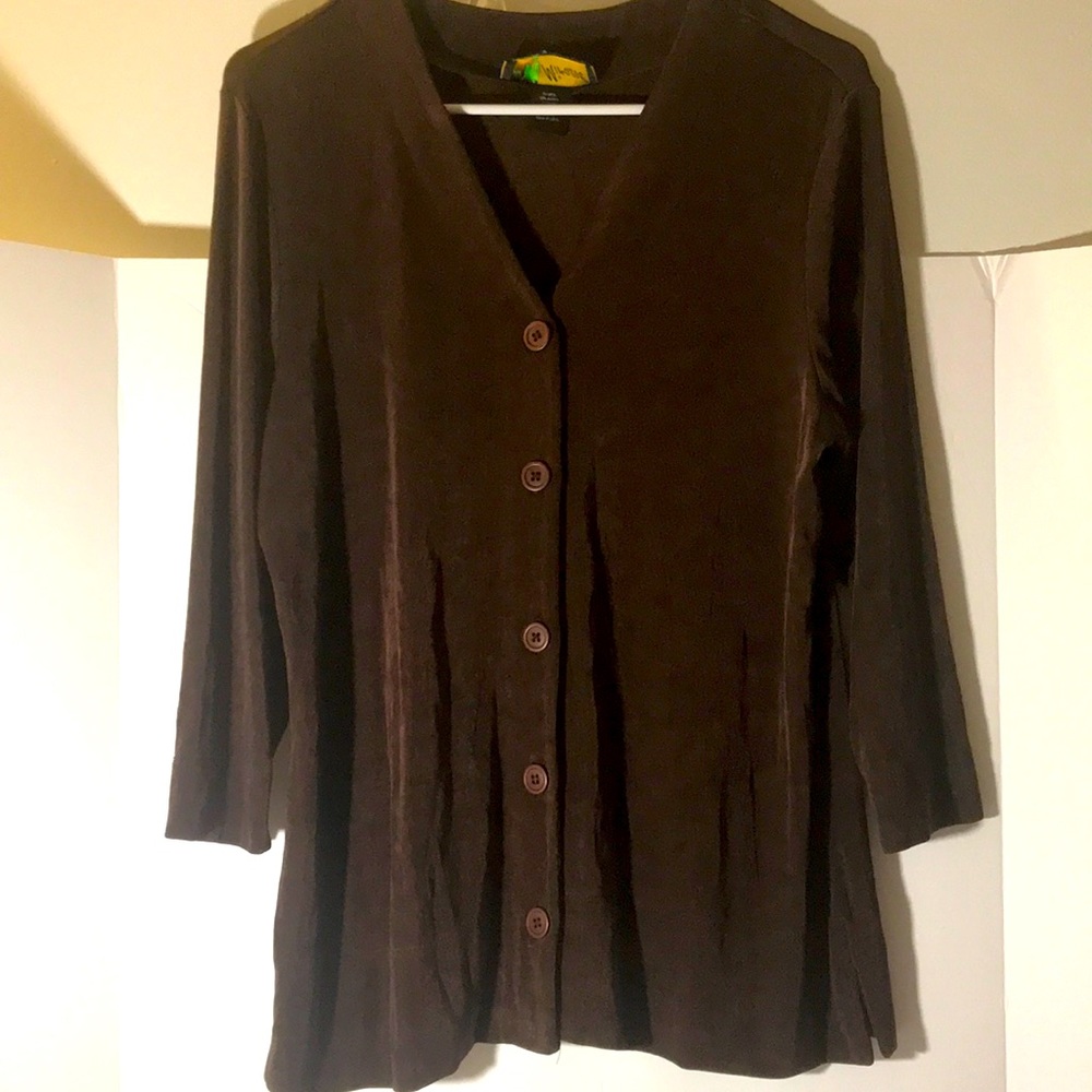 Mirasol top size L button down long sleeves brown